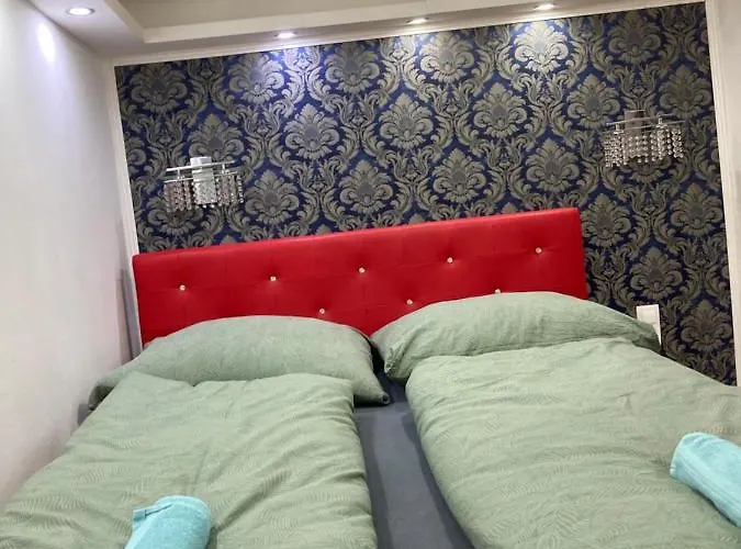 Apartment Roland Downtown - Akacfa *
