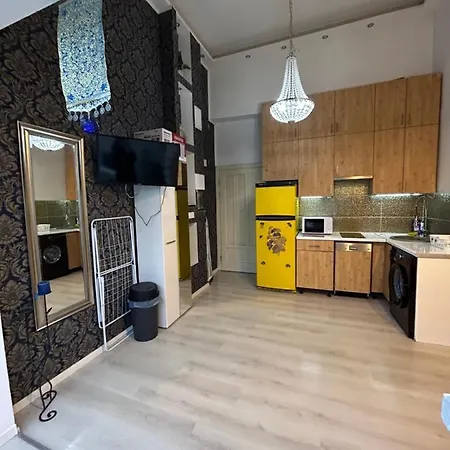Roland Downtown - Akacfa Apartment Budapest